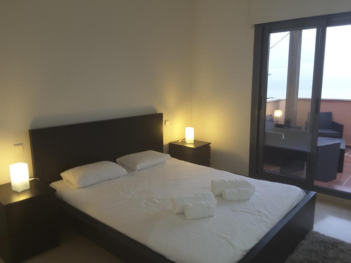 Penthouse Moderne Avec Vue Sur La Baie De Gibraltar Apartment Manilva Luaran gambar