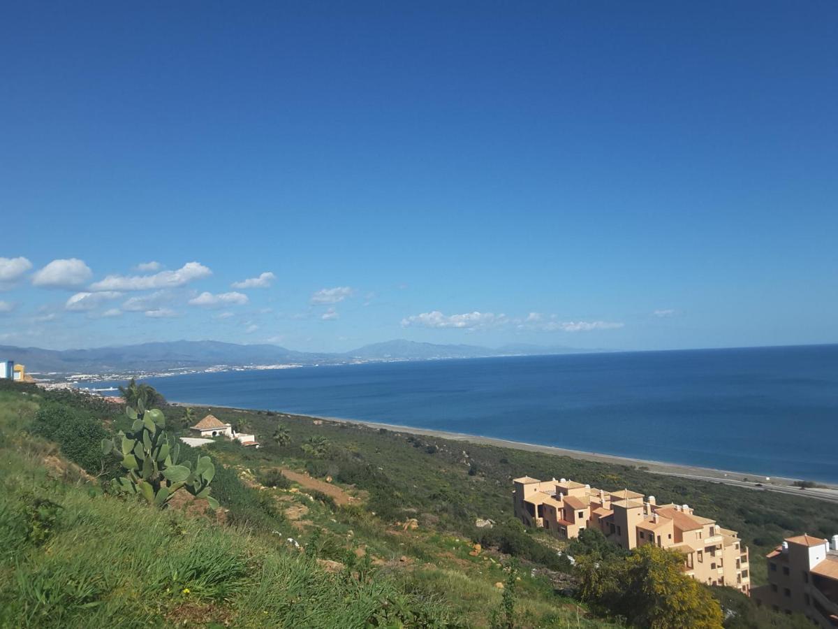 Penthouse Moderne Avec Vue Sur La Baie De Gibraltar Apartment Manilva Luaran gambar